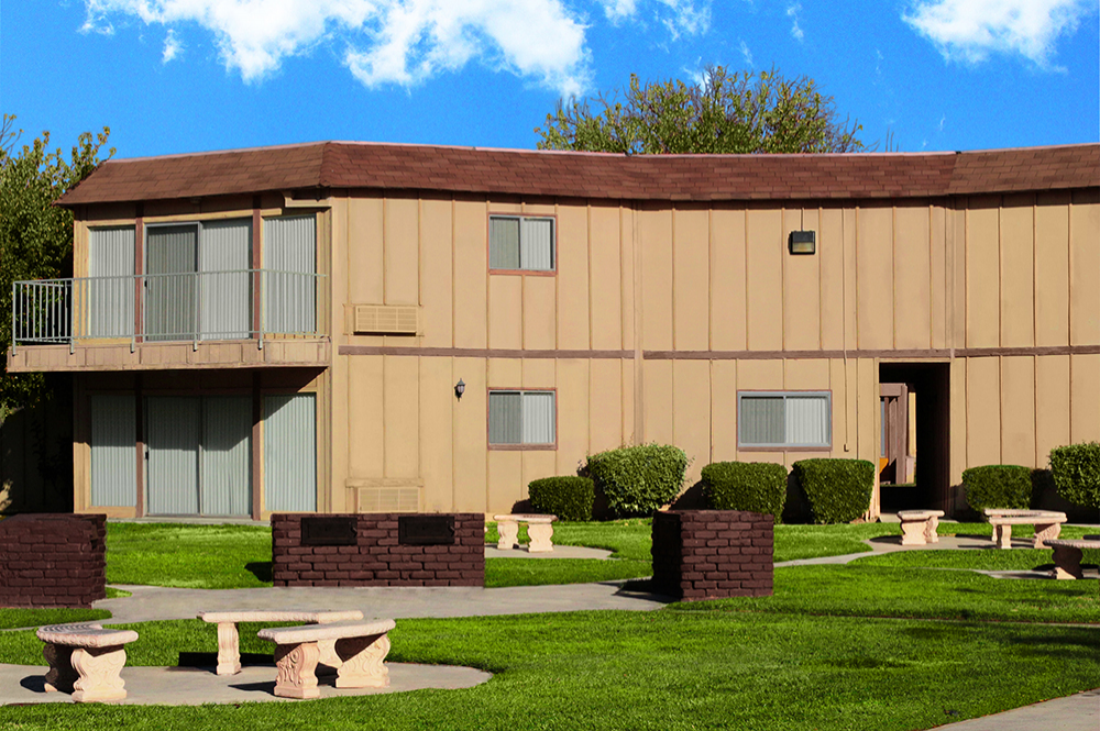 Thank you for viewing our Exteriors 5 at Mountain Shadows Apartments in the city of Palmdale.